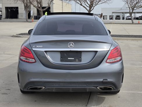 Used 2017 Mercedes-Benz C 300 Sedan image 4