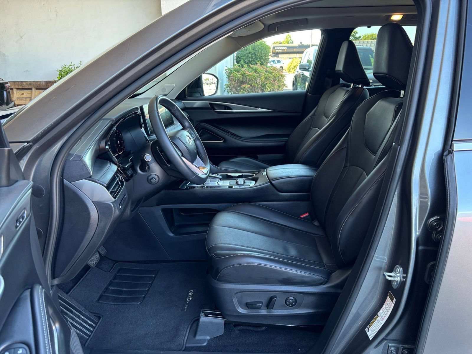 Used 2026 INFINITI QX60 Luxe AWD/4WD image 29