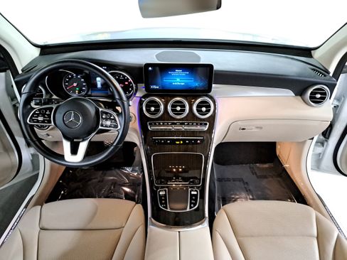 Certified 2022 Mercedes-Benz GLC 300 image 10