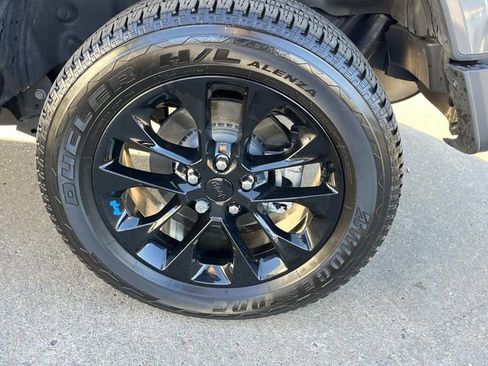 Used 2023 Jeep Wrangler Unlimited Sahara w/ Cold Weather Group image 13