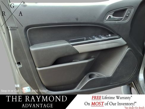 Used 2022 Chevrolet Colorado LT w/ Luxury Package AWD/4WD image 17