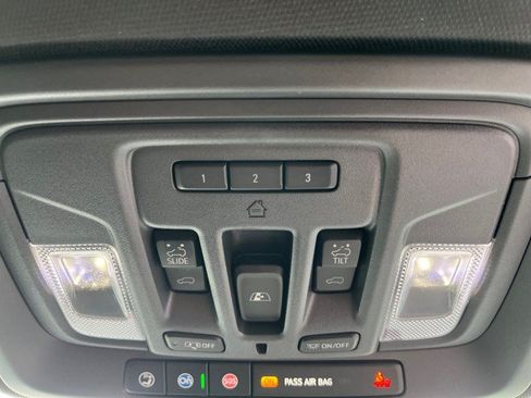 Used 2025 GMC Sierra 2500 AT4 AWD/4WD image 22