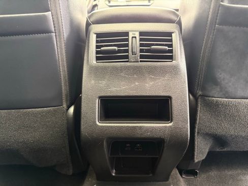 Used 2024 Mitsubishi Outlander Ralliart AWD/4WD image 27