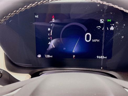 Certified 2024 Buick Encore GX Avenir w/ Avenir Technology Package FWD image 13