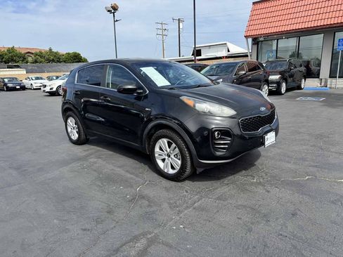 Used 2018 Kia Sportage LX AWD/4WD image 7