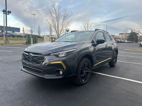 Certified 2025 Subaru Crosstrek 2.5i Sport w/ Crosstrek Mirror Package image 3
