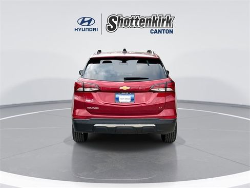 Used 2023 Chevrolet Equinox LT image 7