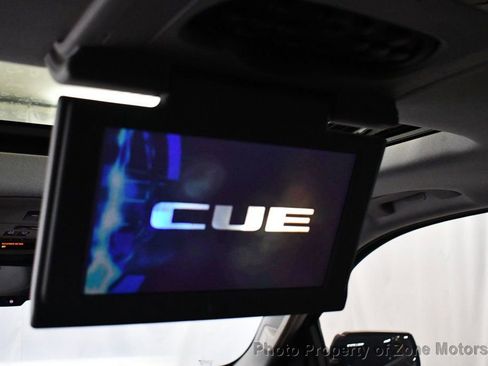 Used 2015 Cadillac Escalade Premium image 26