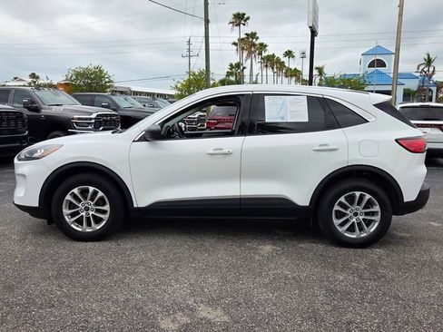 Used 2022 Ford Escape SE AWD/4WD image 4
