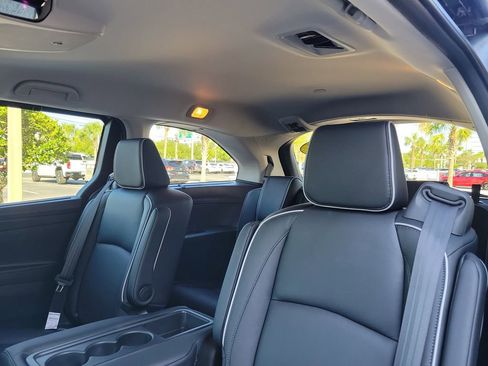 Certified 2026 Honda Odyssey Touring image 16