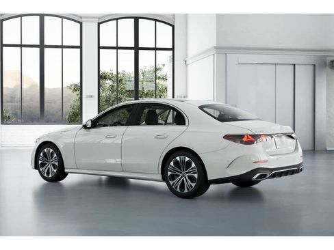 New 2026 Mercedes-Benz E 450 4MATIC Sedan image 29
