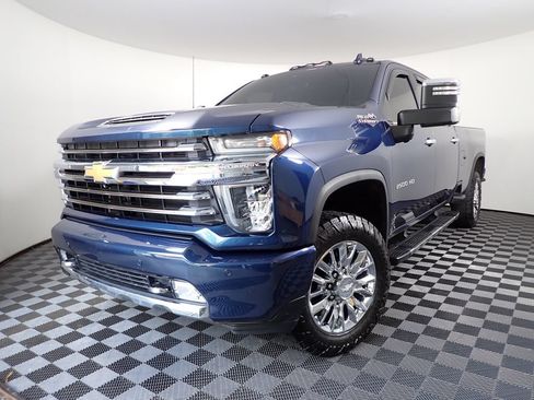 Used 2022 Chevrolet Silverado 2500 High Country w/ Z71 Off-Road Package AWD/4WD image 2