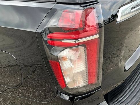 Used 2021 Chevrolet Tahoe High Country RWD image 9
