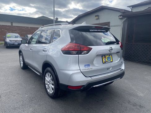 Used 2019 Nissan Rogue SV image 7