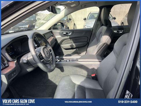 Certified 2023 Volvo XC60 T8 Plus w/ Protection Package Premier image 14