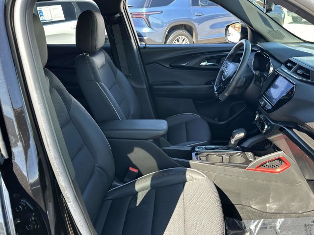 Certified 2022 Chevrolet TrailBlazer RS w/ Technology Package AWD/4WD image 22
