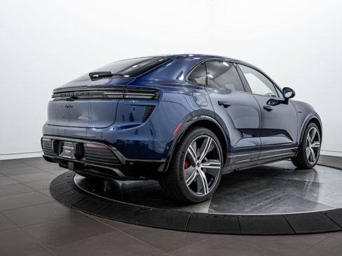 New 2025 Porsche Macan Turbo Electric image 5