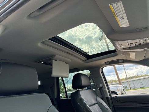 Used 2018 Chevrolet Tahoe LT AWD/4WD image 11