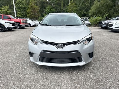 Used 2015 Toyota Corolla LE FWD image 9