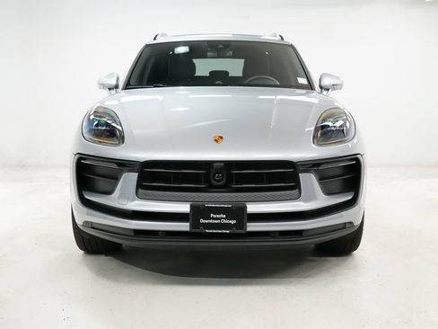Certified 2026 Porsche Macan AWD/4WD image 7