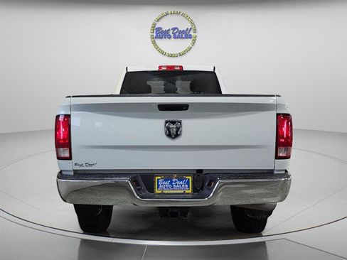Used 2018 RAM 2500 Tradesman w/ Chrome Appearance Group AWD/4WD image 4