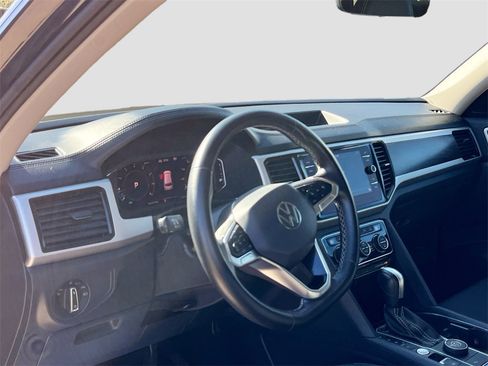 Used 2022 Volkswagen Atlas SE image 9