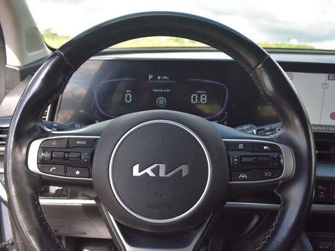 Certified 2023 Kia Sportage EX FWD image 29