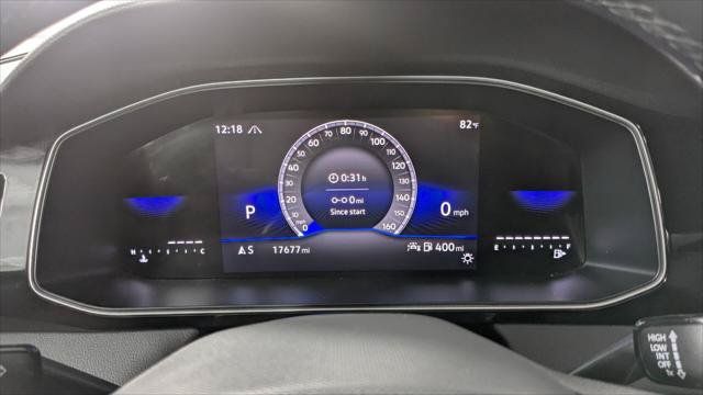 Used 2025 Volkswagen Jetta Sport FWD image 24