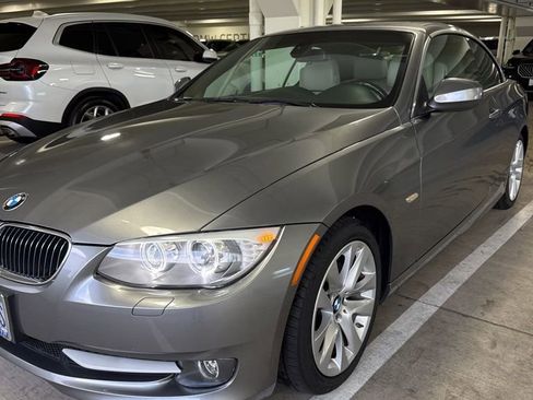 Used 2011 BMW 328i Convertible RWD image 1