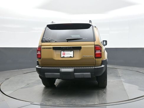 Used 2025 Toyota Land Cruiser w/ Premium Package image 6