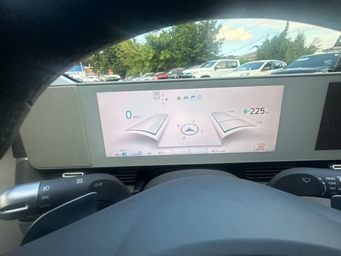 Certified 2024 Hyundai Ioniq 5 SEL RWD image 25