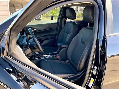 Used 2024 Buick Encore GX Preferred FWD image 8