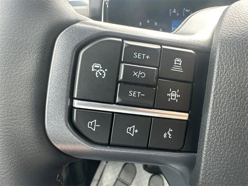 New 2025 Ford F150 Lariat w/ Equipment Group 501A Mid image 21