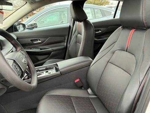 New 2026 Nissan Sentra SR FWD image 13