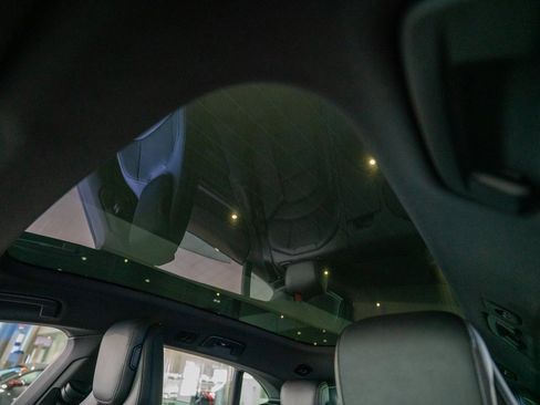 New 2025 Porsche Taycan 4S image 24