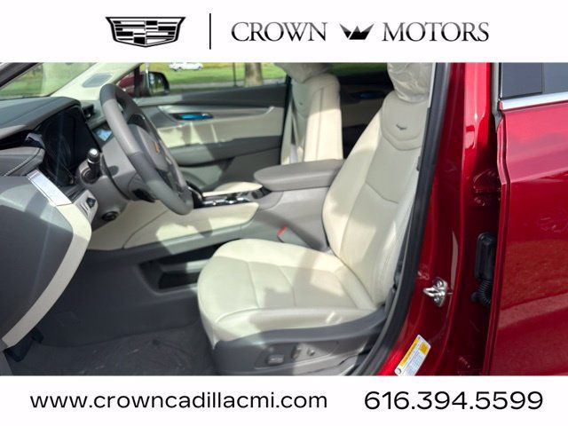 New 2026 Cadillac XT5 Premium Luxury w/ Driver Assist Package AWD/4WD image 12