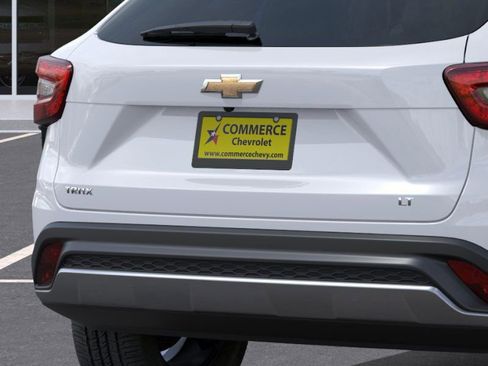 New 2026 Chevrolet Trax LT w/ LT Convenience Package image 14