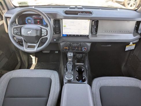 New 2025 Ford Bronco 4-Door image 16