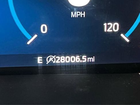 Used 2023 Ford F150 Lariat w/ Equipment Group 502A High image 30