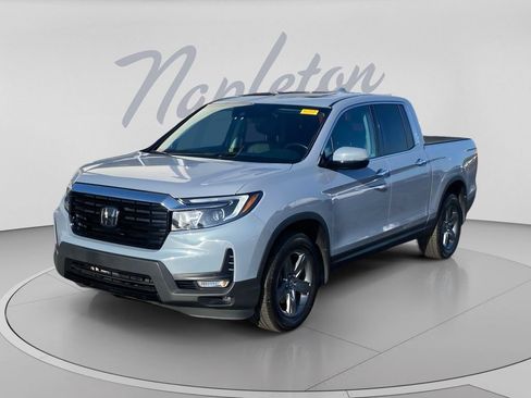 Used 2023 Honda Ridgeline RTL-E image 4