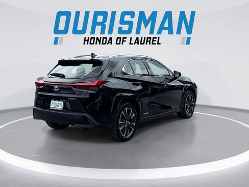 Used 2022 Lexus UX 250h w/ Premium Package AWD/4WD image 8