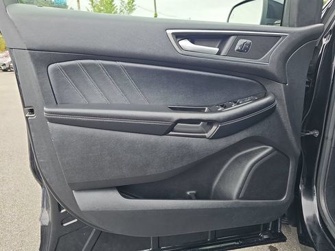 Used 2016 Ford Edge Sport w/ Equipment Group 401A AWD/4WD image 21