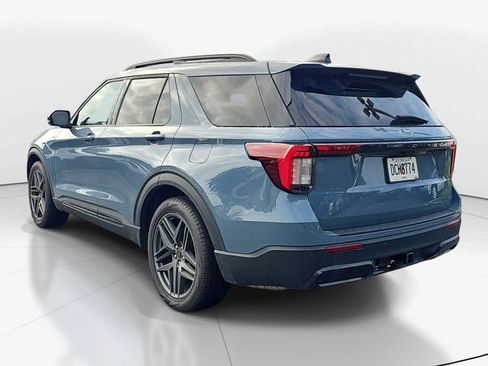 Used 2025 Ford Explorer ST-Line w/ Premium Package RWD image 5