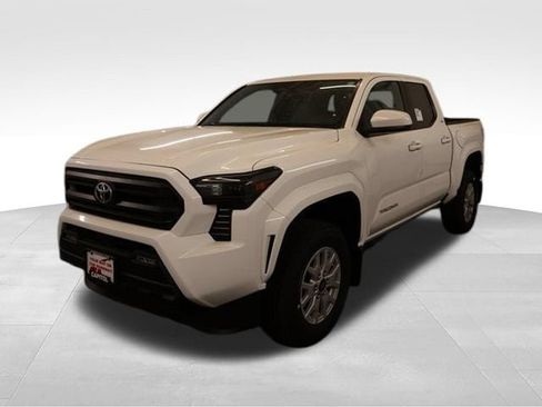 New 2026 Toyota Tacoma SR5 RWD image 5