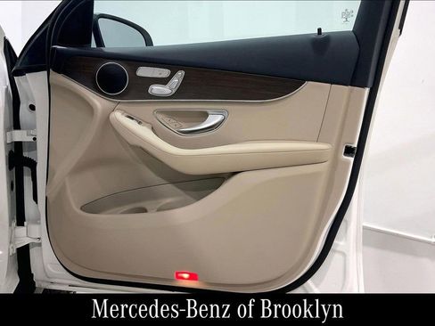 Certified 2022 Mercedes-Benz GLC 300 4MATIC image 24