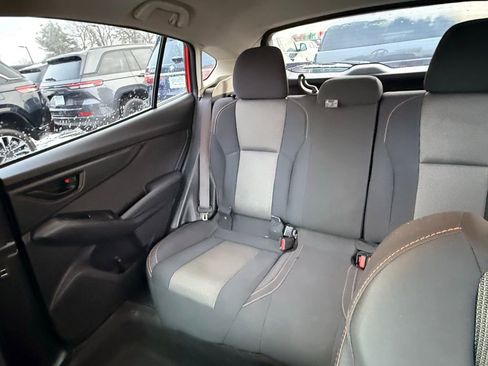 Used 2021 Subaru Crosstrek 2.0i Premium w/ Moonroof Package image 14