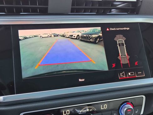 Certified 2025 Audi Q3 2.0T Premium w/ Convenience Package image 24