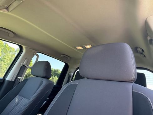 Certified 2024 Nissan Titan SV w/ SV Convenience Package AWD/4WD image 32