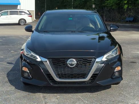 Used 2019 Nissan Altima 2.5 SV FWD image 2