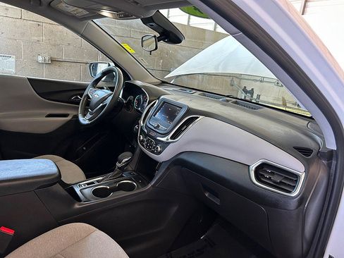 Used 2024 Chevrolet Equinox LT AWD/4WD image 30